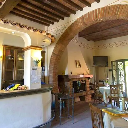 Spacious With Shared Pool Apartamento