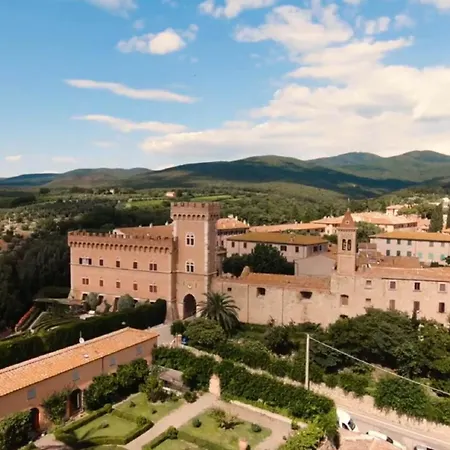 Apartamento Spacious With Shared Pool Bolgheri