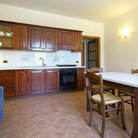 Spacious With Shared Pool *